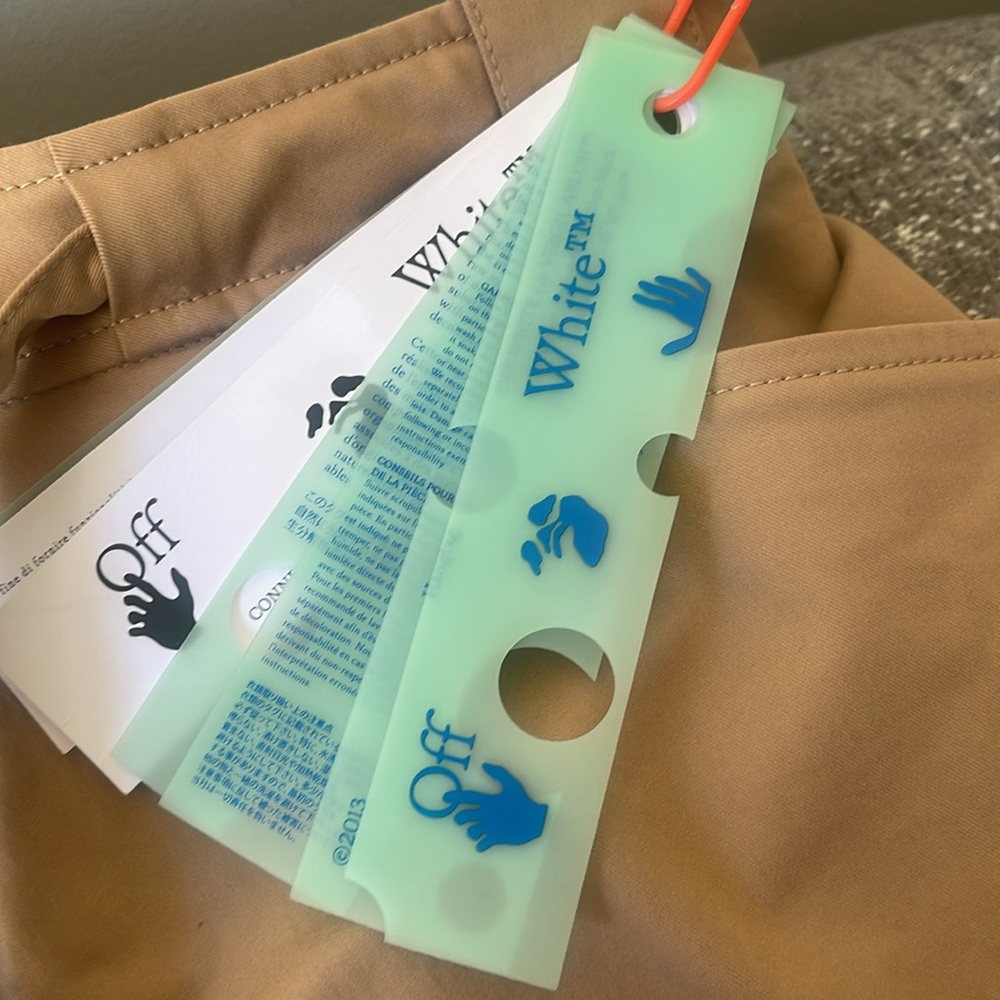 gabardine cargo pant camel off white size 38”inseam - Picture 2 of 5